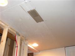 Resten af loftet under ventilationen